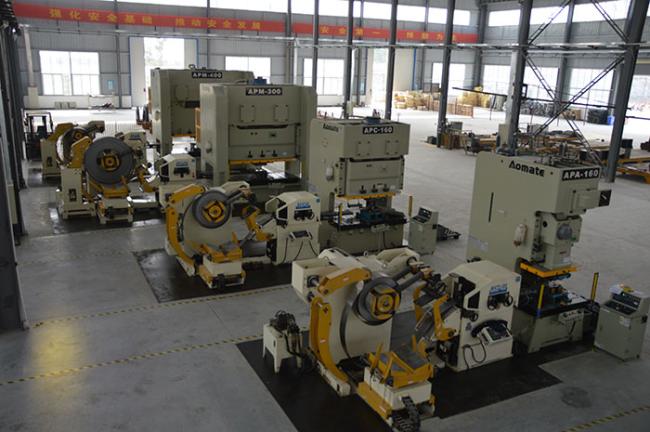 Ruihui three-in-one feeder