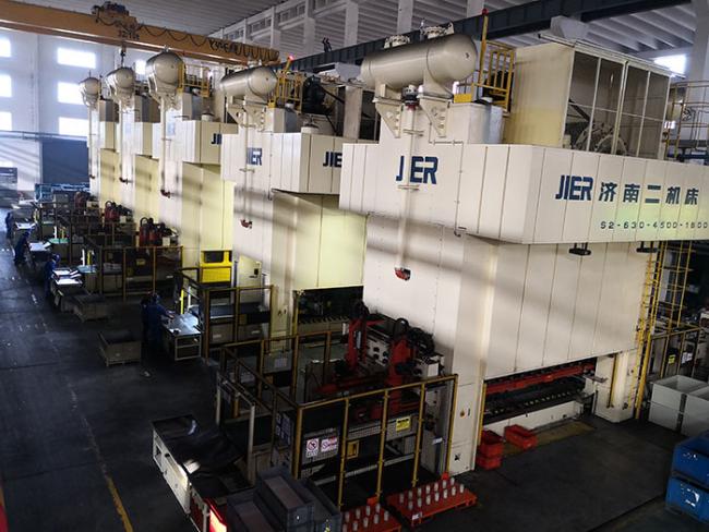 servo feeder