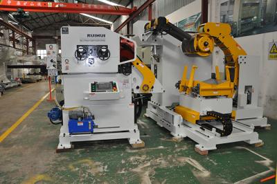 China Alta velocidade que endireita a máquina do desenrolamento da máquina do alimentador da bobina das peças da máquina à venda