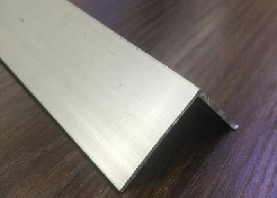 China 6000 séries do alumínio revestido L perfil do pó do ângulo para a parede solar do sistema da montagem à venda