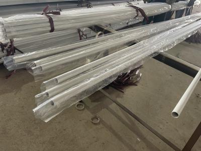 China 50m m sacaron el tubo revestido blanco redondo de aluminio para la asta de bandera 250m m en venta