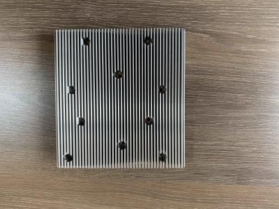 China CNC anodizado de encargo que trabaja a máquina la protuberancia de aluminio de 6063 disipadores de calor en venta