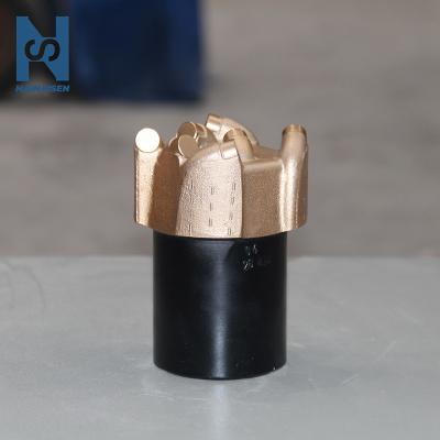 China 6 Inch PDC Oil Drill Bit API 153mm Water Well Matrix Body for sale
