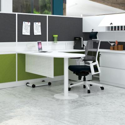China Diseño moderno de acero Cuadro de escritorio Mesa de oficina Escritorio de oficina Estación de trabajo para el personal en venta