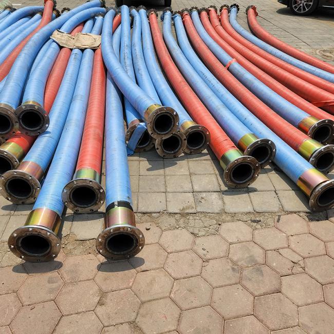 Rubber slurry suction hose end fittings and connection details