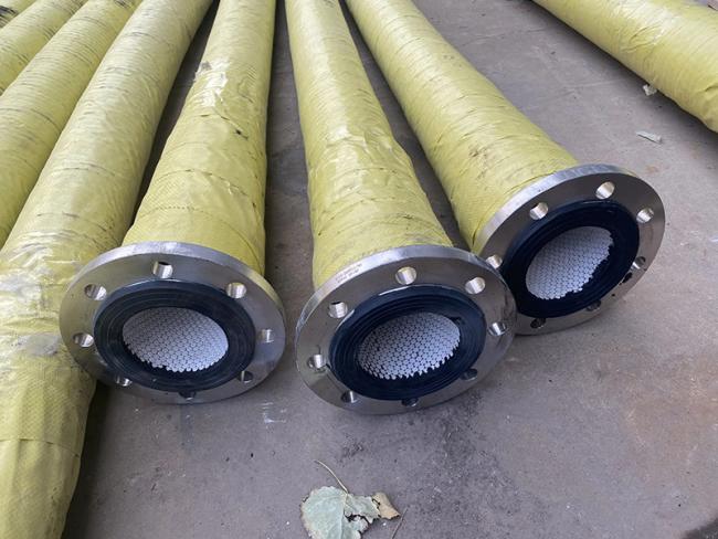 Ceramic rubber hose installation example