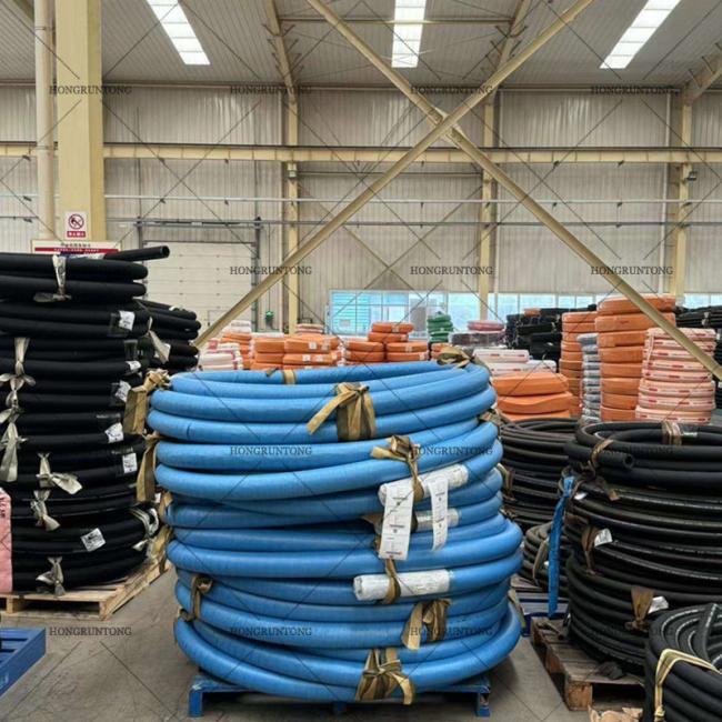 Marine dredging rubber hose in offshore application