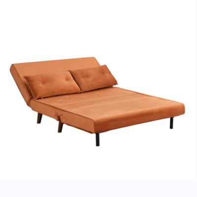 中国 2 Seaterの小さい二重折るソファー ベッドのオレンジ ビロードによって装飾される脚輪の寝台兼用の長椅子 販売のため