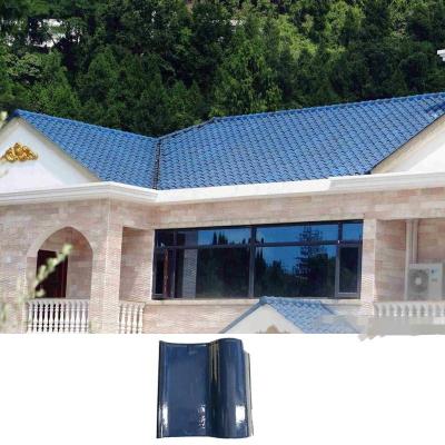 Chine Carreaux de toiture en argile espagnole courbée semi-ronde de style romain Matériau de couverture de toiture à vendre