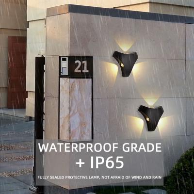 China Creative Triangle Hotel Outdoor Garden Wall Light 9w Waterproof for sale