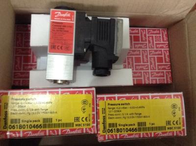China Mbc 5100 Block - Type  Compact Pressure Switches For Marine Applications 061b010466 for sale