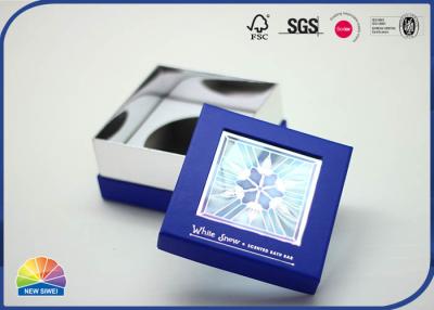 China Caja de regalo de papel impresa respetuosa del medio ambiente de CMYK con la ventana cortada con tintas parte movible para el producto de belleza en venta