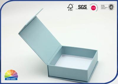 China La pequeña caja de regalo con bisagras de papel modificada para requisitos particulares azul diseñó la laminación mate en venta