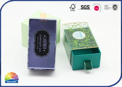 Chine Couverture matérielle de tiroir de carton d'ANIMAL FAMILIER intérieur de boîte de papier avec s'assembler le ruban à vendre