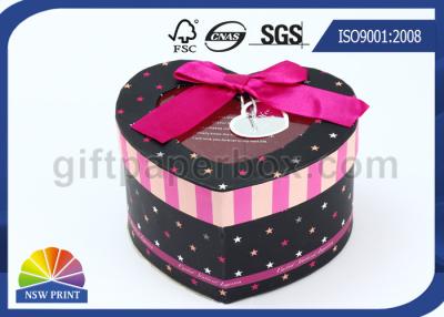 China Promotional Customized Christmas Gift Packaging Boxes / Heart Shape Paper Box with Window for sale