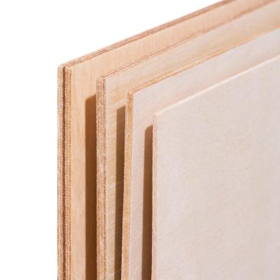 China OEM ODM Wood Based Panels 920x920MM Laminated Poplar Plywood For Laser Cutting for sale