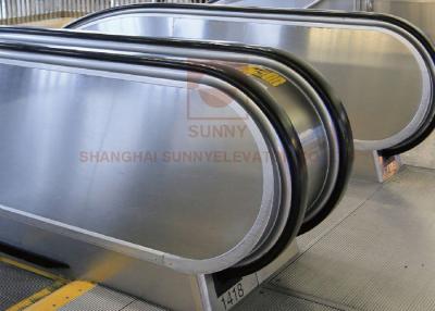 China More 20 Passenger Airport Conveyor Belt Walkway Escalator 0.5m / S Speed for sale