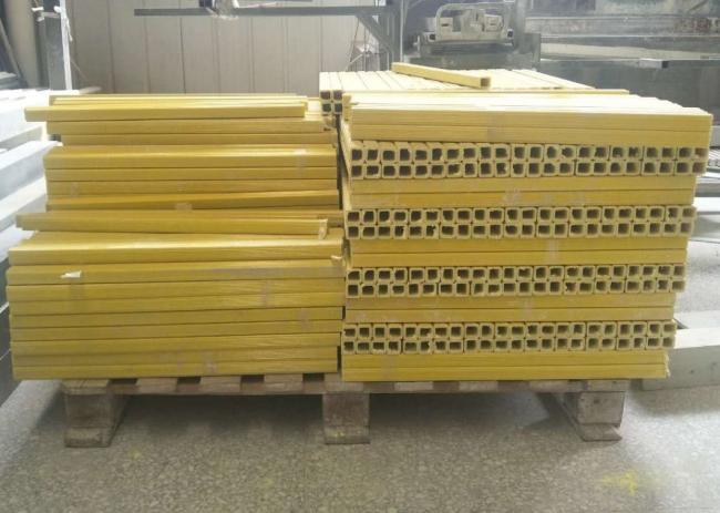 High Strength FRP Pultruded Square Tube Sizes Fiberglass Tube Round Tube