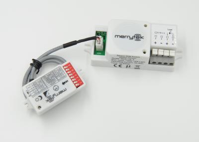 Cina corrente di funzionamento massima della luce del sensore di moto di 12-24VDC Dimmable MC011D6 120W LED 5A massima per la funzione di attenuazione in vendita