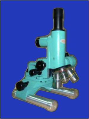 China Microscópio ereto portátil 50x-1000x de SM-3 Metallurgraphic com fonte luminosa do diodo emissor de luz do acessório à venda