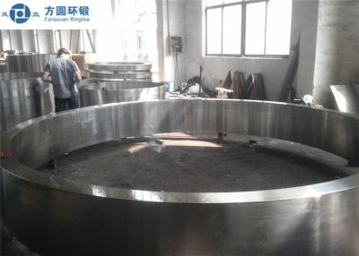 China Las forjas del acero de carbono WB36 suenan el eje forjado para el equipo de la presión en venta