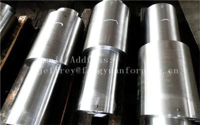 China Stainless Steel Hot Forged Step Shaft Step Axis Heat Treatment Machined for sale