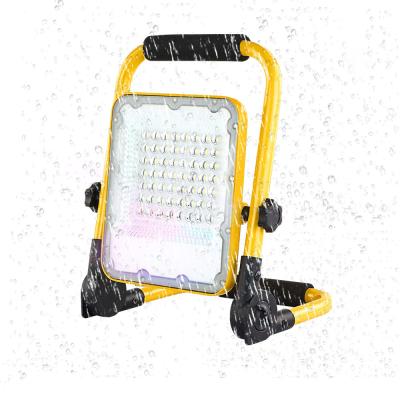 China 12volt Standing LED Work Light 20000 Lumen Battery Operated Handheld Retractable Temporary Lighting for sale