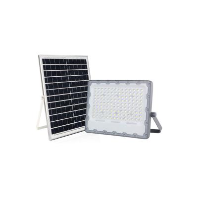 China Cast Aluminum LiFePO4 Remote Control Battery Outdoor Waterproof LED100w Solar LED Flood Light for sale