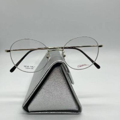 China Portable  glasses Silver Durable Foldable Sunglasses Case Envelope Style 16.1CM for sale