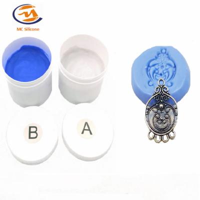 China 35A Impresssion Material Silicone Mold Putty For Making Jewellery Molds for sale