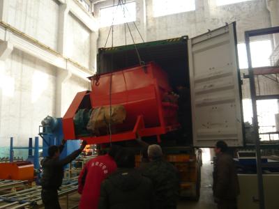 China El panel hidráulico del levantador que hace las máquinas, cadena de producción automática del panel de bocadillo  en venta