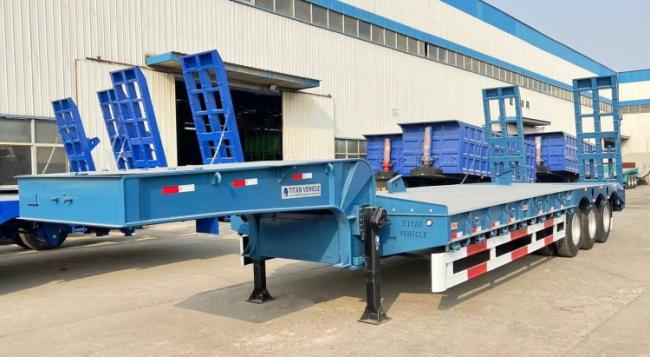 3 Axles 60 Ton Lowbed Trailer for Sale in Mauritius