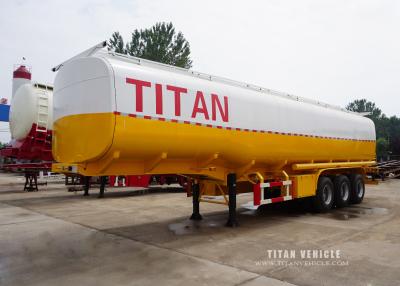 中国 3 axles distribution fuel tanker trailer with four company compartment tank trailer for sale 販売のため