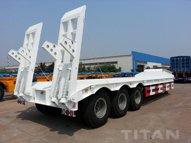 3 axles low loader semi trailer with fuwa axle will send to Africa and we get some good feedback