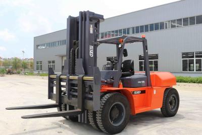 China Heavy Duty Driving Axle Diesel Forklift Truck Rated Load 10 Ton for sale
