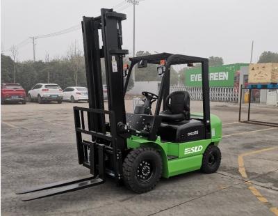 China Automatic Transmission 2.5 Tonne Four Wheel Forklift With Diesel Engine for sale