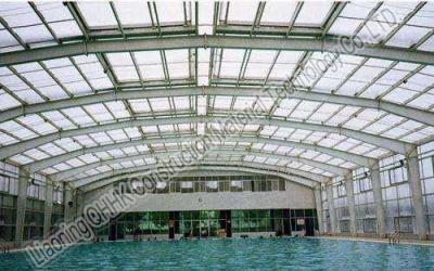 China Instalación simple de estructuras de acero del espacio del marco del tejado de la cubierta durable de la piscina en venta