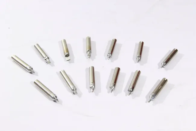 Automatic soldering robot detailed mechanism