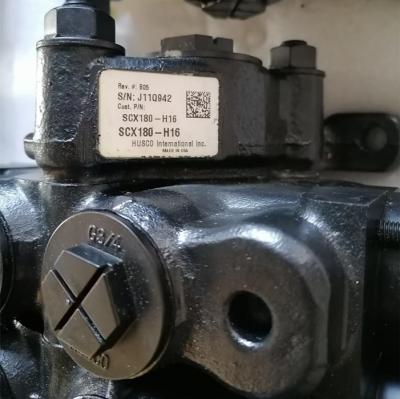 Chine Valve hydraulique de distribution de l'excavatrice SCX180, valve multi de la manière 60015195 à vendre