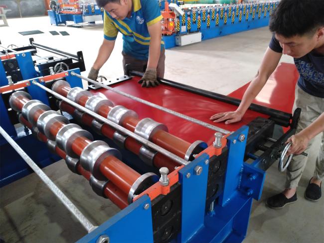 1000 model aluminium colored steel profile trapezoidal roll forming machine