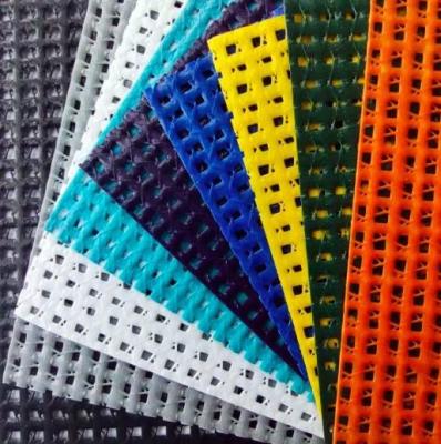 China 195gsm 230gsm 250gsm Plastic PVC Coated Mesh Fabric 250D/21*19 for sale