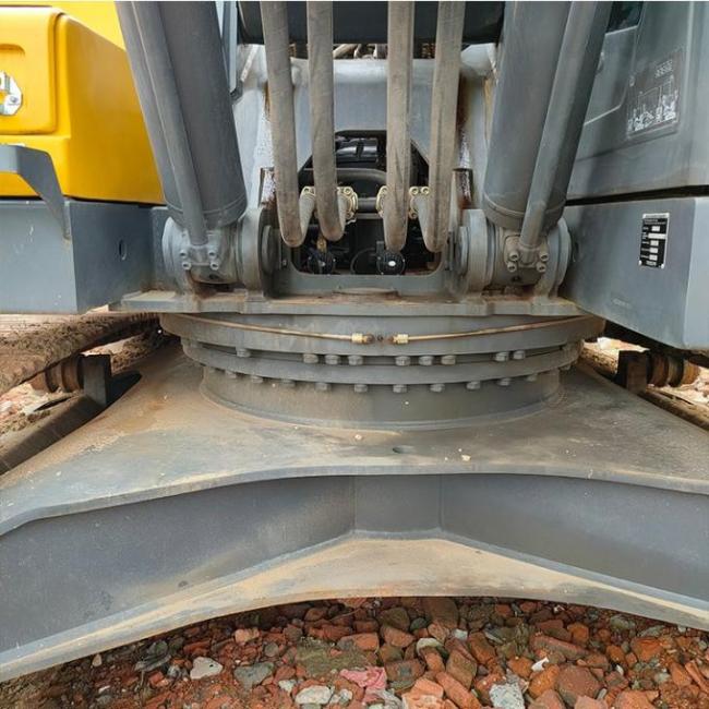 Good Quality Used Volvo Excavator EC380 Second Hand Excavator Used Volvo EC380 6