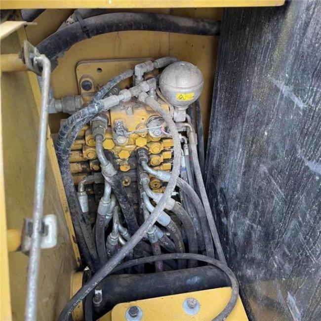 Caterpillar 305 Used Excavators Second Hand Excavator Mini Catpillar 305 Excavator 6