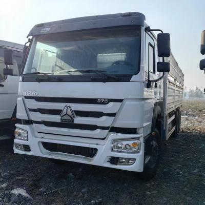 China Used Cargo Trucks With Euro4 Emission New Sino Truck Howo 6x4 16ton 20ton 25ton 30ton Fence Cargo Truck For Cattle Lives for sale