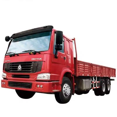 中国 Fuel Tank Capacity Of 300-400L Used Cargo Trucks For Transporting Choose From Various Models 販売のため