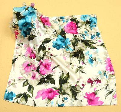 China Luxury Floral Jaquard Dye Silk Bandana Scarf For Womens 65cmx65cm for sale