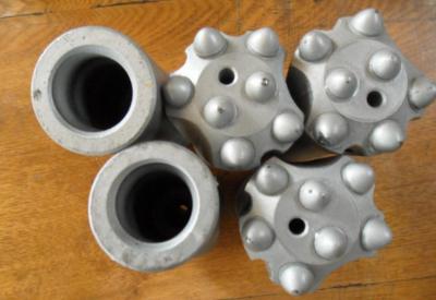 Chine Degré 32mm des outils conique par bouton en pierre 7 de forage de roche de roche 7 bouts à vendre