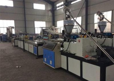 Chine Machine d'extrudeuse de panneau de mousse en plastique de la machine de panneau de mousse de PVC de WPC/WPC à vendre