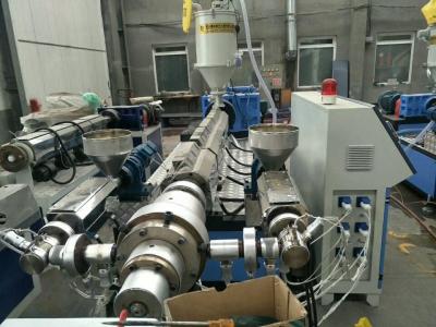 中国 PE HDPE Pipe Extrusion Line , Water Sewer Pipe Pressure Pipe Making Machine , Single Screw Extruder Pipe Machine 販売のため