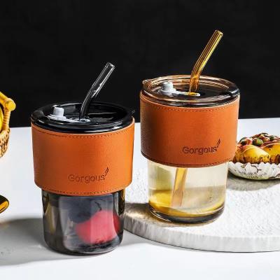 China 450ml Sealed Tumber Glass Cups with Straw and Lid for Easy Carrying of Coffee Beverage for sale